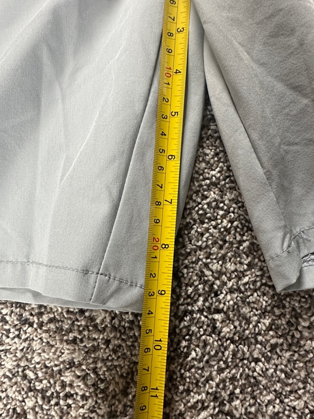 Quiksilver Men’s Light Gray Flat Front Shorts - Picture 4 of 4